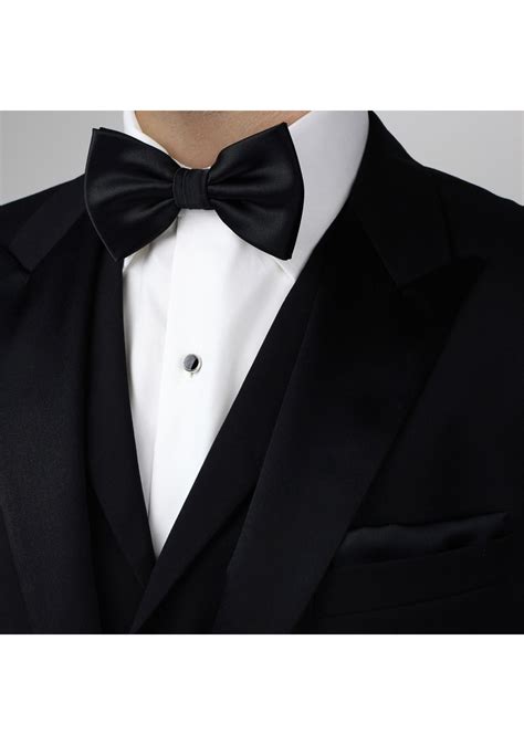 solid black bow tie.